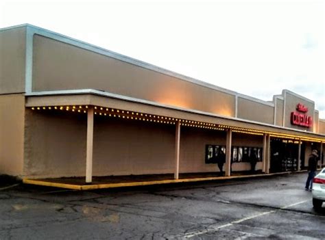 movie theater springfield ohio|UEC Theatres Springfield